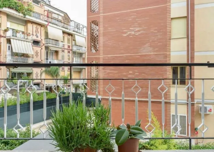 Apartment Casetta Maria Pia Near Metro A Cornelia Rom